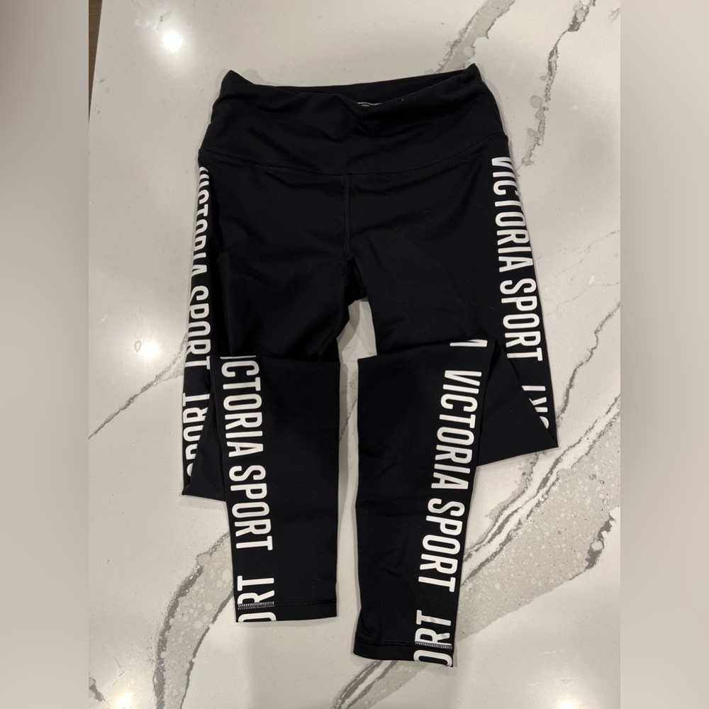 Victoria Sport women’s leggings